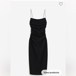 Black bodycon dress